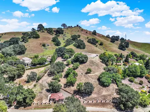 4117 Caligiuri Canyon Rd, Vacaville, CA 95688
