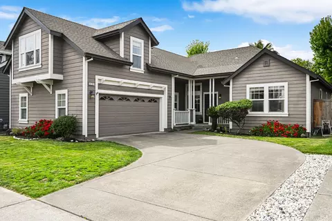 4721 Starbuck Ave, Santa Rosa, CA 95409