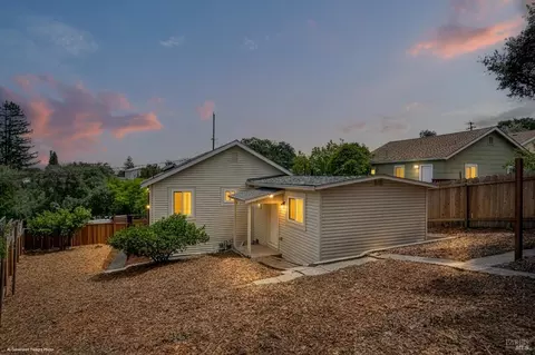Exterior - 2266 Monterey Ave, Martinez, CA 94553 photo 6 of 6