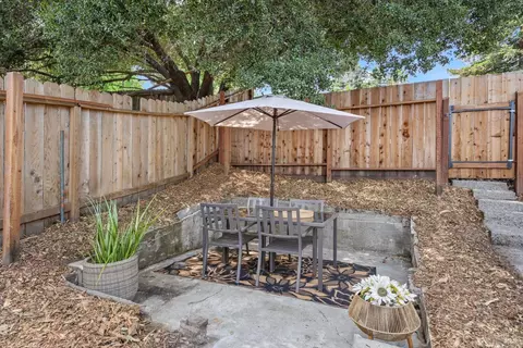 Exterior - 2266 Monterey Ave, Martinez, CA 94553 photo 4 of 6