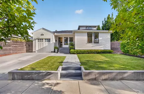 7 William Ave, Larkspur, CA 94939