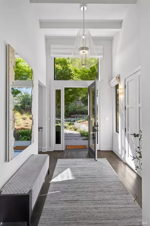 Entry Way - 616 Ridge Rd, Tiburon, CA 94920 photo 2 of 11