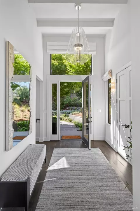 Entry Way - 616 Ridge Rd, Tiburon, CA 94920 photo 2 of 11