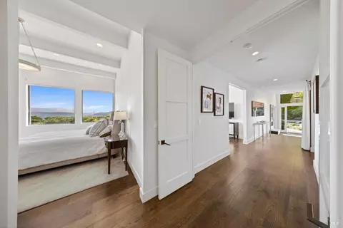 Entry Way - 616 Ridge Rd, Tiburon, CA 94920 photo 9 of 11