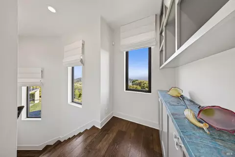 Entry Way - 616 Ridge Rd, Tiburon, CA 94920 photo 11 of 11