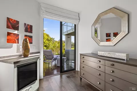 Bedroom - 616 Ridge Rd, Tiburon, CA 94920 photo 6 of 6
