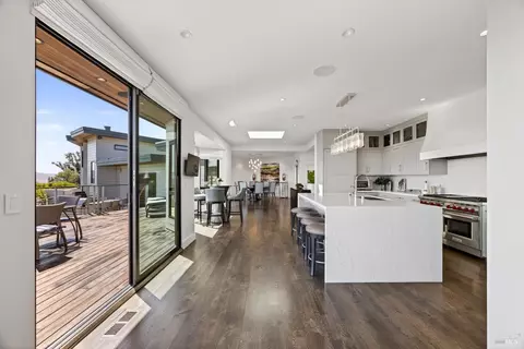 Kitchen - 616 Ridge Rd, Tiburon, CA 94920 photo 2 of 5