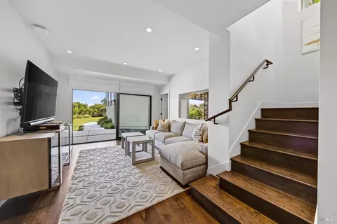 Living - 616 Ridge Rd, Tiburon, CA 94920 photo 10 of 11