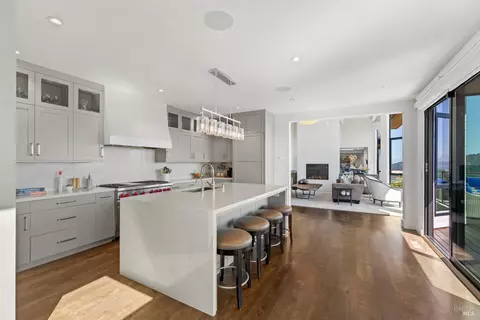 Kitchen - 616 Ridge Rd, Tiburon, CA 94920 photo 4 of 5