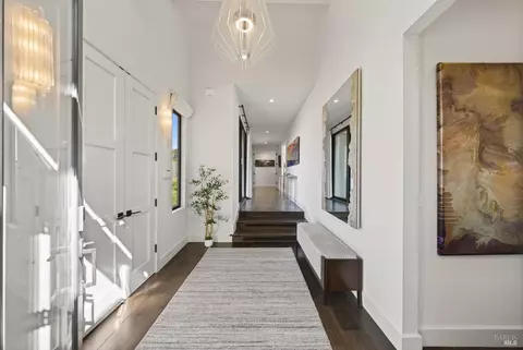 Entry Way - 616 Ridge Rd, Tiburon, CA 94920 photo 4 of 11
