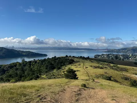 View/Area - 616 Ridge Rd, Tiburon, CA 94920 photo 7 of 10