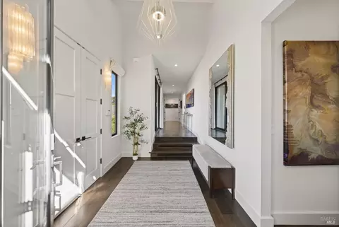 Entry Way - 616 Ridge Rd, Tiburon, CA 94920 photo 4 of 11