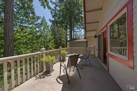 Exterior - 21995-21997 Ansel Ct, Jenner, CA 95450 photo 26 of 27