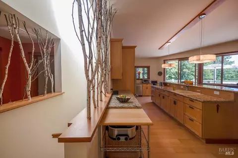 Kitchen - 21995-21997 Ansel Ct, Jenner, CA 95450 photo 2 of 10