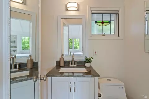 Bath - 3 Ethel Ln, Mill Valley, CA 94941 photo 4 of 4