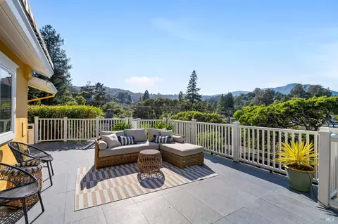 Exterior - 3 Ethel Ln, Mill Valley, CA 94941 photo 5 of 11