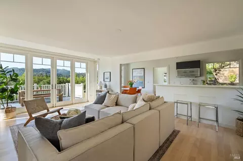 Living - 3 Ethel Ln, Mill Valley, CA 94941 photo 3 of 3