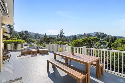 Exterior - 3 Ethel Ln, Mill Valley, CA 94941 photo 4 of 11
