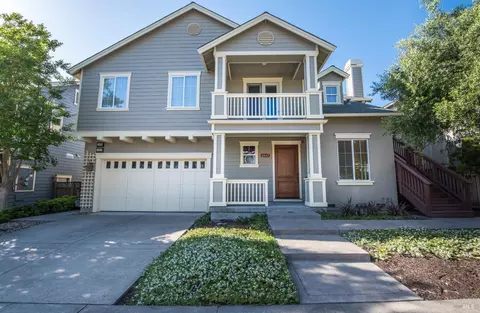 1937 Cooper Dr, Santa Rosa, CA 95404