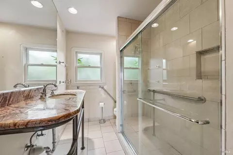 Bath - 56 Ventura St, Vallejo, CA 94590 photo 1 of 4