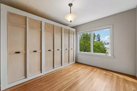 Bedroom - 56 Ventura St, Vallejo, CA 94590 photo 2 of 2