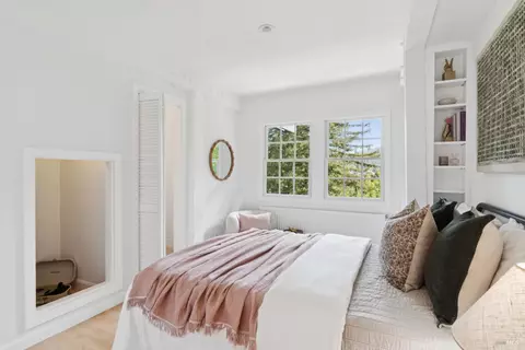Bedroom - 157 Ethel Ave, Mill Valley, CA 94941 photo 5 of 7