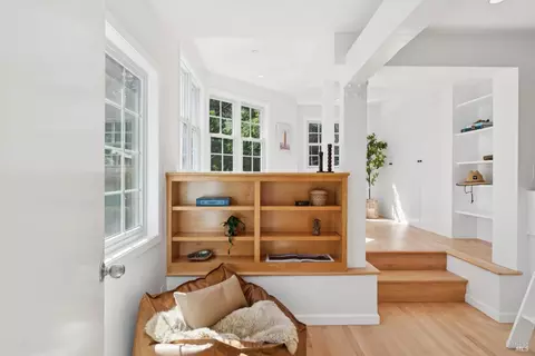 Entry Way - 157 Ethel Ave, Mill Valley, CA 94941 photo 3 of 4