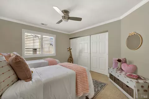 Bedroom - 686 Windsor Dr, Benicia, CA 94510 photo 4 of 8
