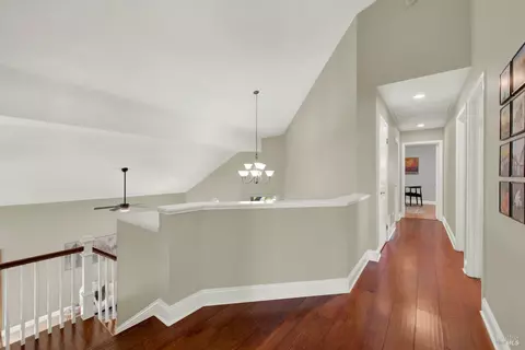 Entry Way - 686 Windsor Dr, Benicia, CA 94510 photo 5 of 5