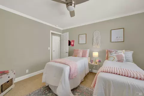 Bedroom - 686 Windsor Dr, Benicia, CA 94510 photo 5 of 8