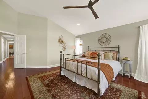 Bedroom - 686 Windsor Dr, Benicia, CA 94510 photo 2 of 8