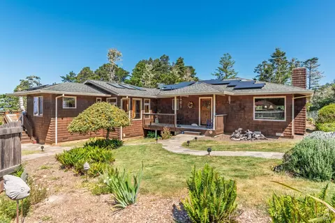 15721 Forest View Rd, Manchester, CA 95459