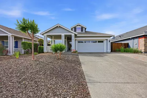 109 Douglas Fir Cir, Cloverdale, CA 95425