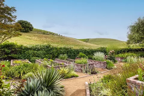 3318 David Dr, Napa, CA 94558