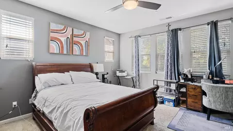 Bedroom - 524 Chaparral Loop, Vacaville, CA 95688 photo 4 of 5