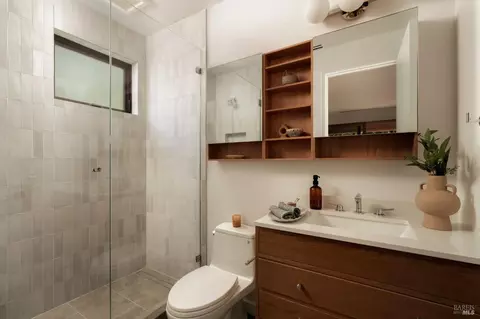Bath - 34 Hill Ave, Fairfax, CA 94930 photo 1 of 4