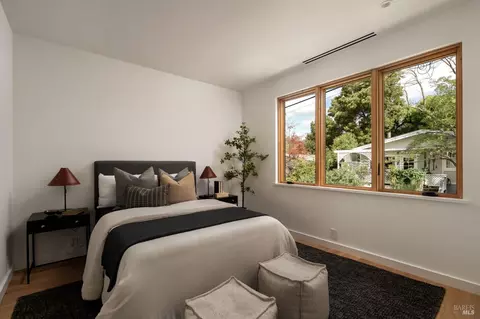 Bedroom - 34 Hill Ave, Fairfax, CA 94930 photo 5 of 5