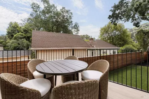Exterior - 34 Hill Ave, Fairfax, CA 94930 photo 4 of 7
