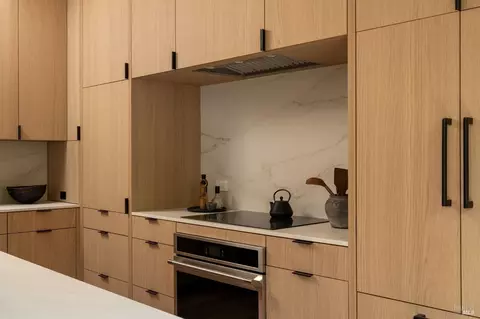 Kitchen - 34 Hill Ave, Fairfax, CA 94930 photo 3 of 5