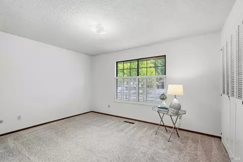 Bedroom - 6123 Tamara Ln, Windsor, CA 95492 photo 7 of 8