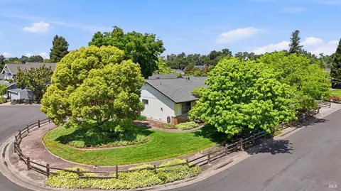 Exterior - 6123 Tamara Ln, Windsor, CA 95492 photo 15 of 20