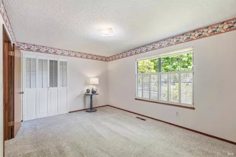 Bedroom - 6123 Tamara Ln, Windsor, CA 95492 photo 5 of 8