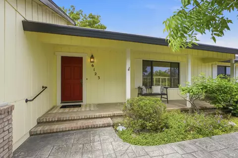 Exterior - 6123 Tamara Ln, Windsor, CA 95492 photo 6 of 20
