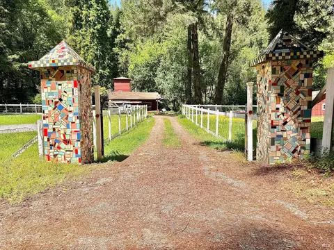 11260 Hwy 116 Hwy, Guerneville, CA 95446