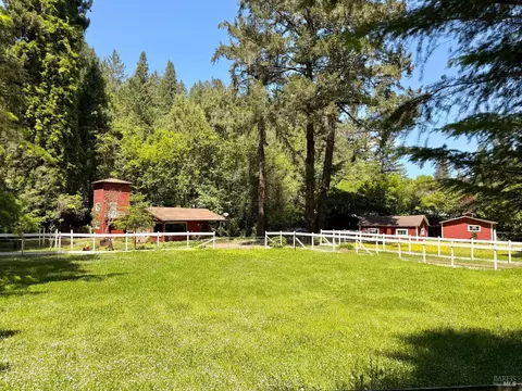 11260 Hwy 116 Hwy, Guerneville, CA 95446