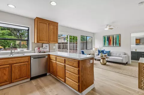 Kitchen - 91 Buena Vis, Benicia, CA 94510 photo 4 of 4