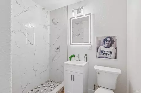 Bath - 91 Buena Vis, Benicia, CA 94510 photo 3 of 4