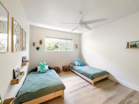 Bedroom - 1 Alta Dr, Petaluma, CA 94954 photo 4 of 4
