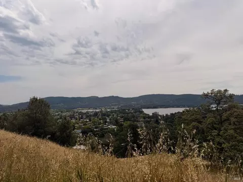 12446 Mountain View Dr, Clearlake Oaks, CA 95423