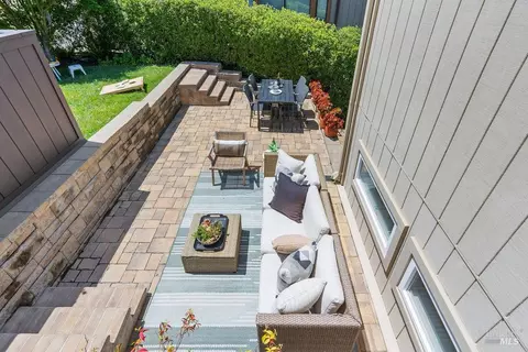 Exterior - 86 Marin Ave, Sausalito, CA 94965 photo 2 of 8